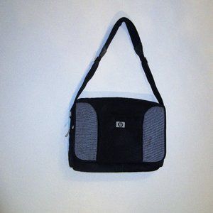 HP Shoulder laptop  bag Black /Grey  18"
